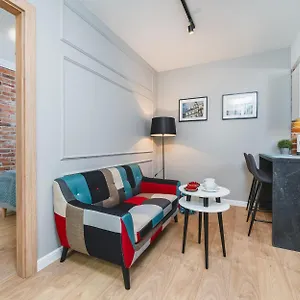 Saint Florian's - Old Town Luxury - By Upstairs Apartment