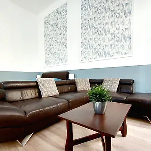 Eoetvoes Appartamento Budapest